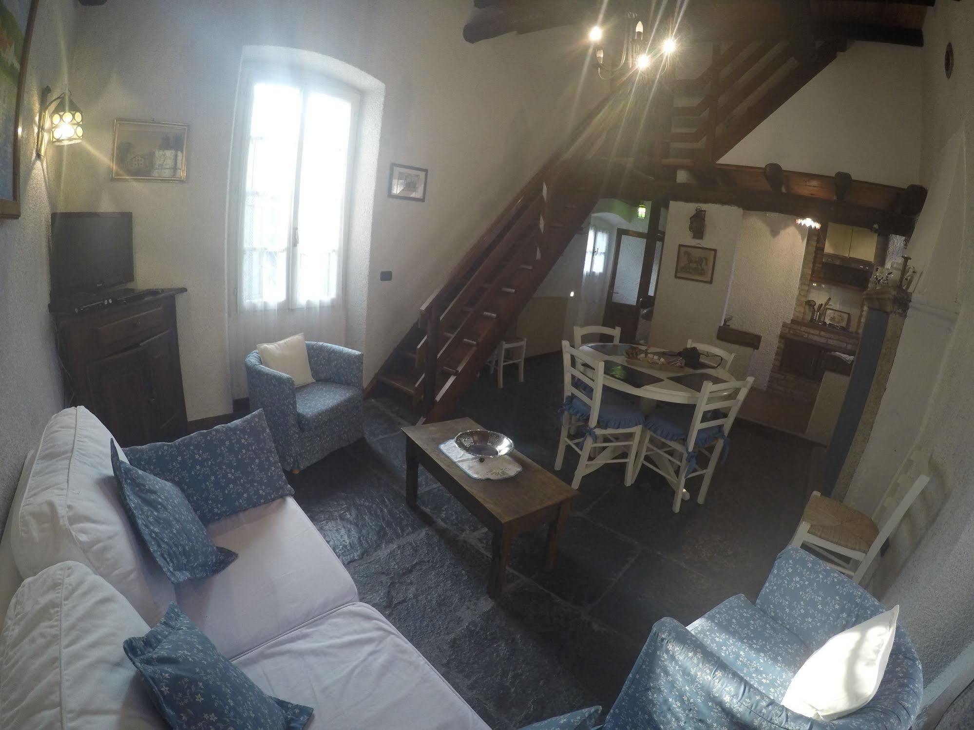 Villa Annamaria B&B Домазо Экстерьер фото